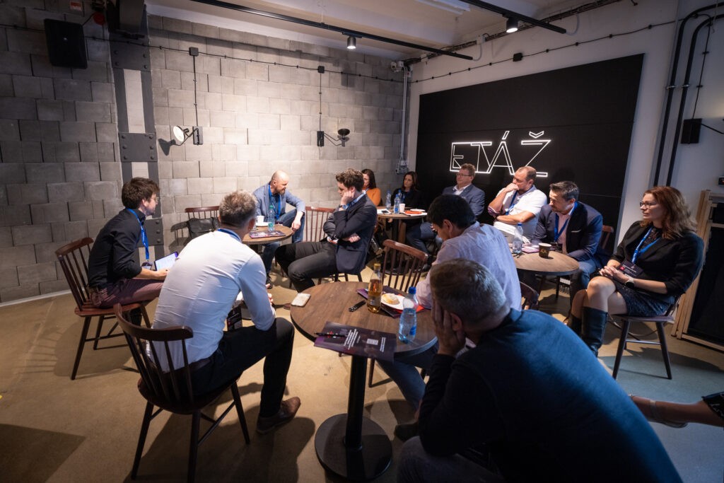 ideální platforma pro sdílení zkušeností a názorů na konkrétní problematiku